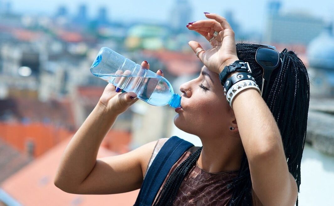 picie wody na leniwej diecie