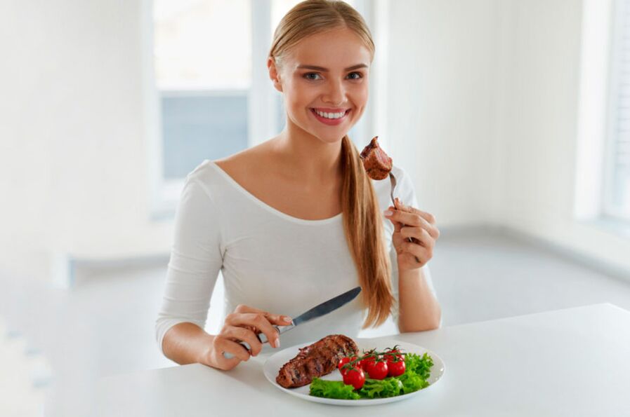 W „naprzemiennym okresie diety Dukana należy jeść dania białkowe i warzywne
